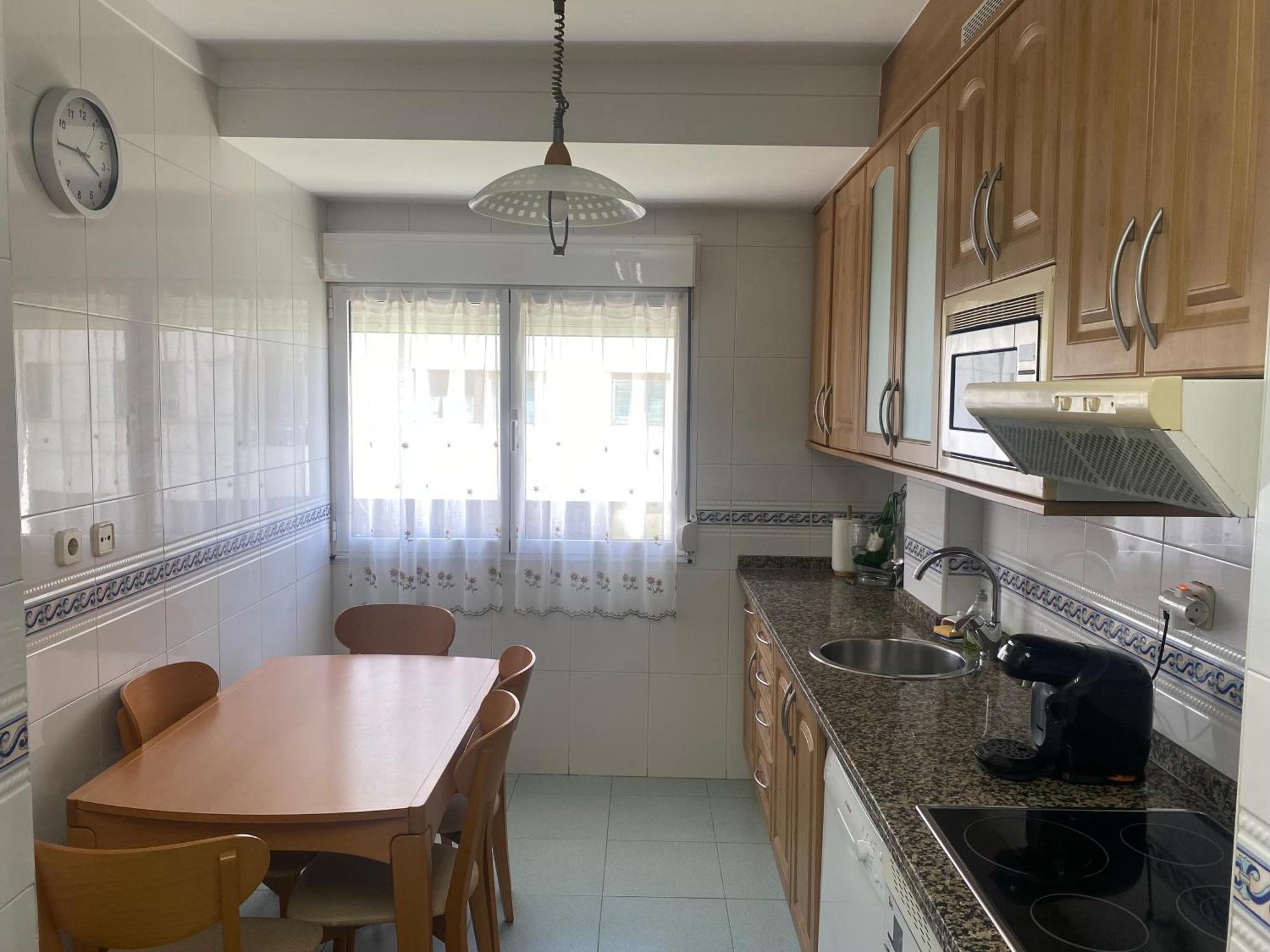 Poniente Beach Хихон Экстерьер фото
